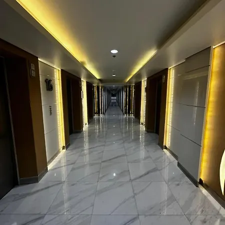 Mall Of Asia Condo Shore 3